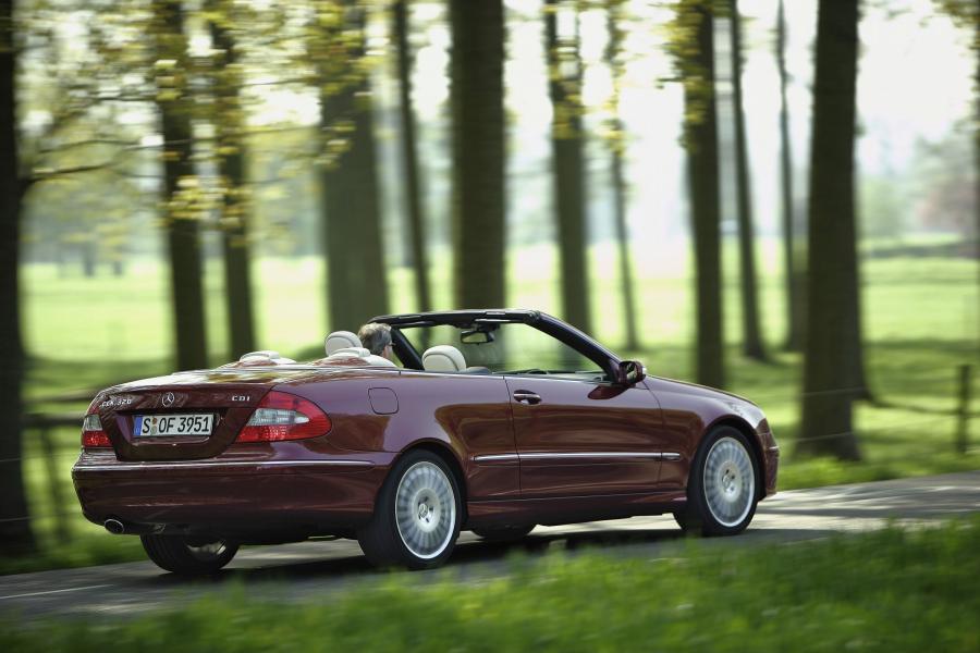  Mercedes-Benz CLK320 CDi Cabriolet 2007 года  (фото 6 из 35)